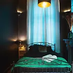 Rica Boutique House